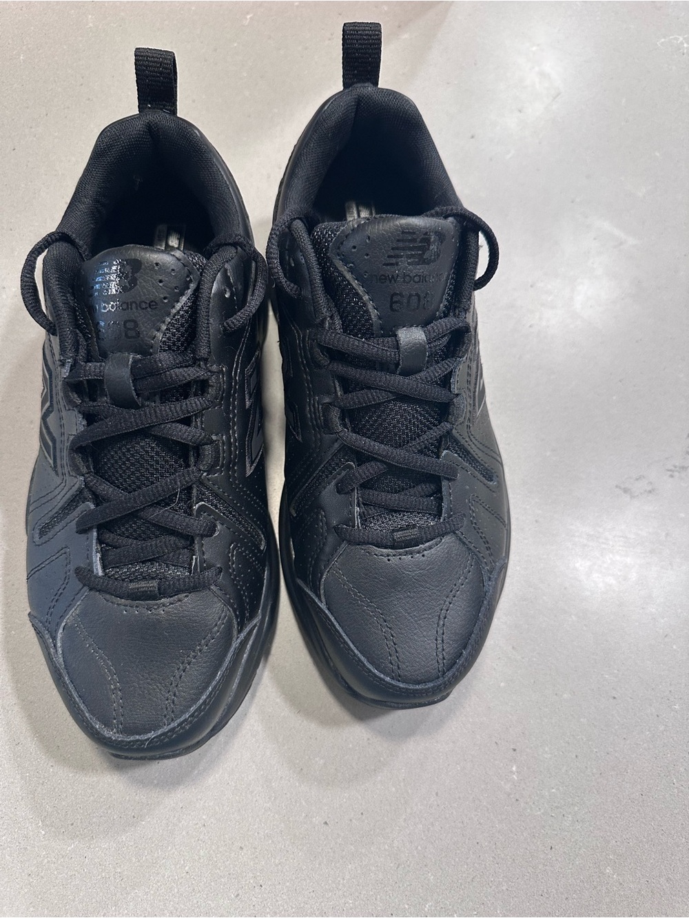 New Balance Men US 5 / Women US 6.5 Black Athletic Trainers - Low Top Sneakers
